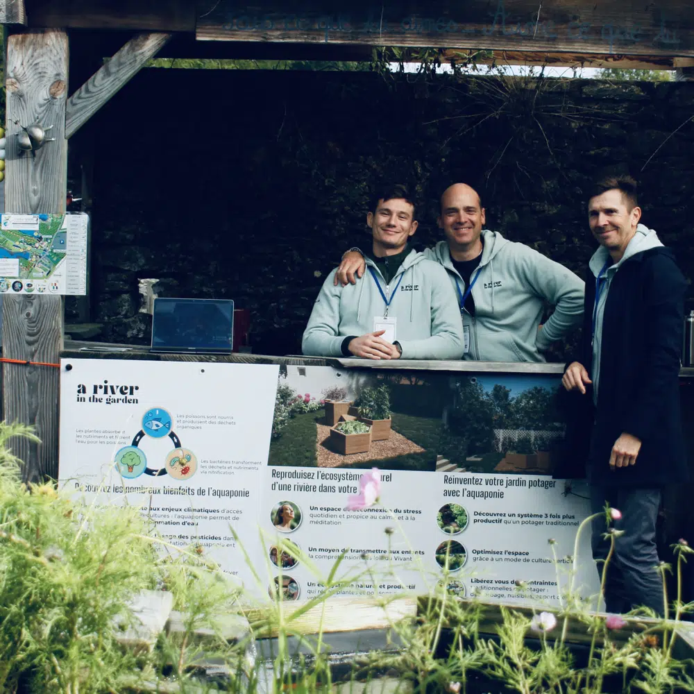 fondateur a river in the garden